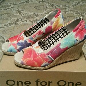 Women wedges